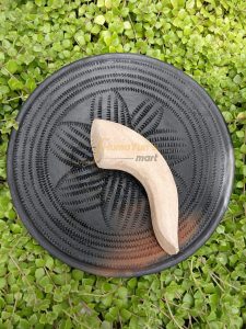 বাঁশের প্রিমিয়াম কোয়ালিটির পিষনী সহ  বাটনা